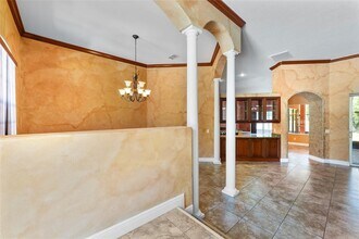614 Vintage Way in Brandon, FL - Building Photo - Building Photo