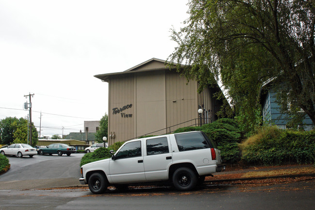 Terrace View in Portland, OR - Building Photo - Building Photo