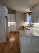 116 E Broadway in Derry, NH - Building Photo - Building Photo