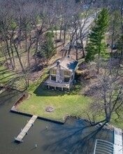 2712 Ridge Ave in Algonquin, IL - Building Photo - Building Photo