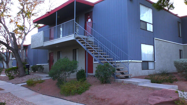 Ashton Park Apartments in Las Vegas, NV - Foto de edificio - Building Photo