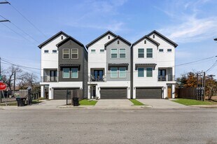 1807 Lee St in Houston, TX - Building Photo