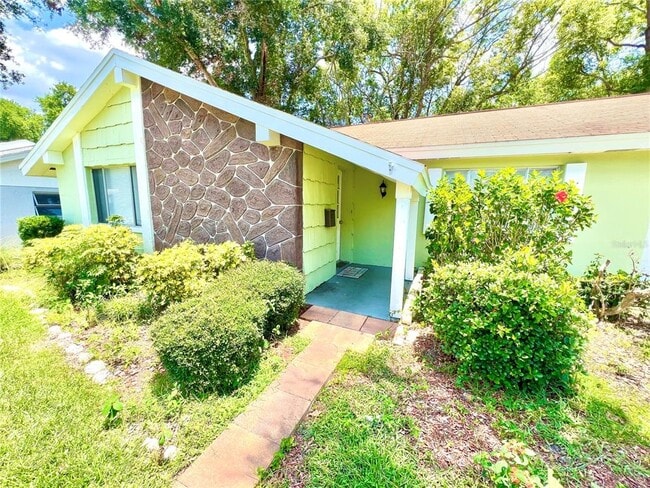 12206 Quail Run Row in Hudson, FL - Building Photo - Building Photo