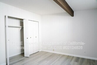 19 Blue Heron Ct in Sacramento, CA - Building Photo - Building Photo