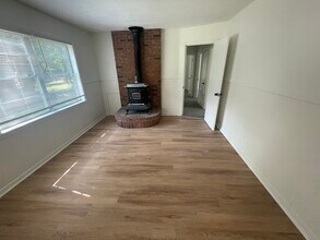 1405 Dianne Dr in Jackson, MS - Building Photo - Building Photo