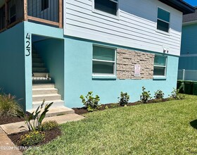 423 9th Ave N, Unit 1 in Jacksonville Beach, FL - Building Photo - Building Photo