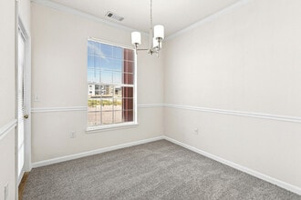 Villas at Park West in Pueblo, CO - Building Photo - Building Photo