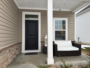 585 Bermuda Way in Marysville, OH - Foto de edificio - Building Photo