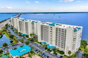 property at 3 Indian River Ave
