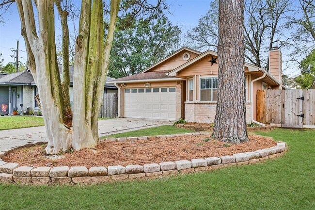 11111 Wheatridge Dr in Houston, TX - Building Photo - Building Photo