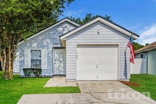 4350 Jillian Dr in Jacksonville, FL - Building Photo