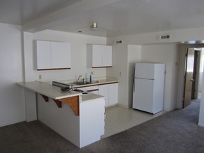 328 E Taylor St in Reno, NV - Foto de edificio - Interior Photo