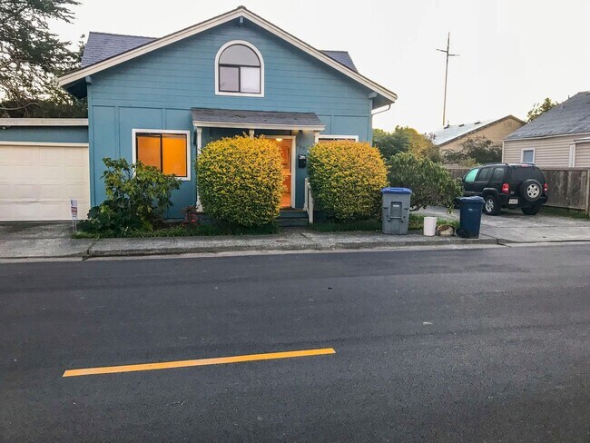 430 D St in Arcata, CA - Building Photo - Building Photo