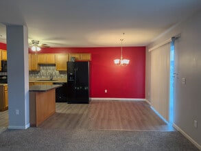 111 N Village Cir in Palmyra, PA - Building Photo - Building Photo