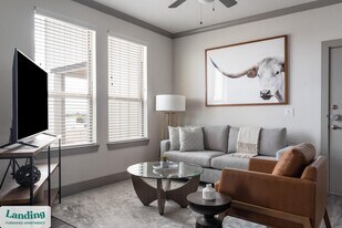 12500 Shadowglen Trce in Manor, TX - Building Photo