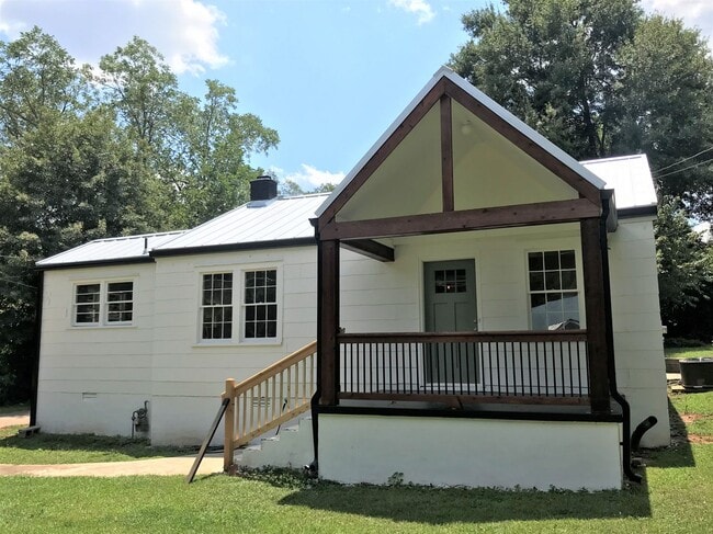 property at 135 Sunset Dr