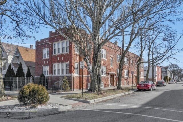 4156 W Belden Ave in Chicago, IL - Building Photo