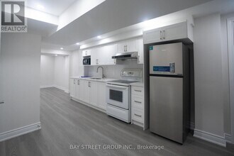 17 Trailsbrook Terrace in Markham, ON - Building Photo - Building Photo