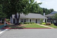 Building Photo - Glen Haven Apartments in Charlotte, North Carolina