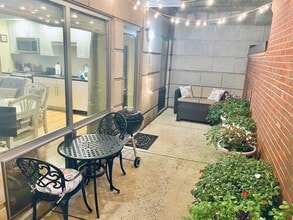 44 Prince St, Unit 112 in Boston, MA - Foto de edificio - Building Photo