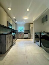 1245 Van Buren St in Hollywood, FL - Building Photo - Building Photo