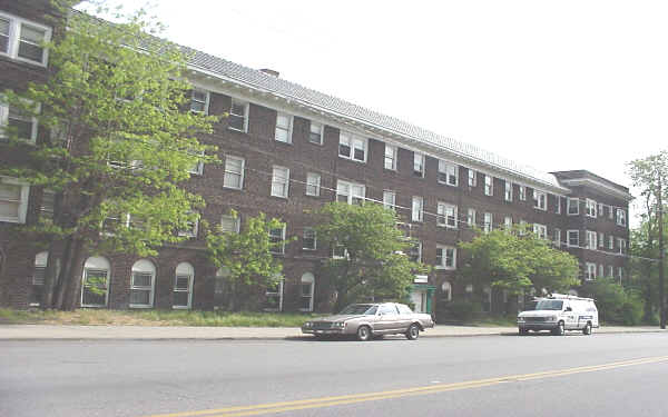 Wade Chateau Apartments in Cleveland, OH - Foto de edificio - Building Photo