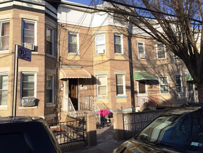 1886 W 8th St in Brooklyn, NY - Building Photo - Building Photo