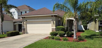 242 Taylor Ridge Ave in Nocatee, FL - Building Photo