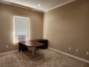 4501 Cartwright Rd in Missouri City, TX - Building Photo - Building Photo