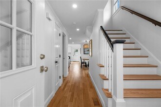 34 E Bowery St in Newport, RI - Building Photo - Building Photo