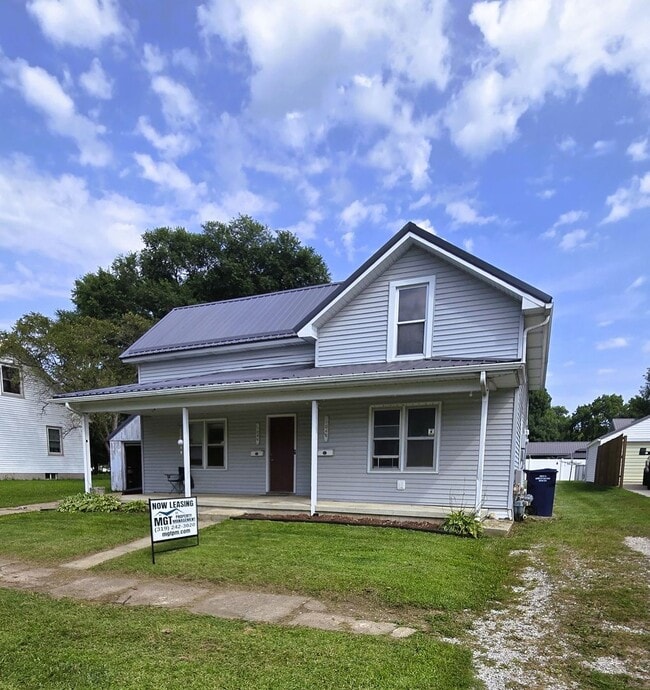 property at 104 Sycamore St