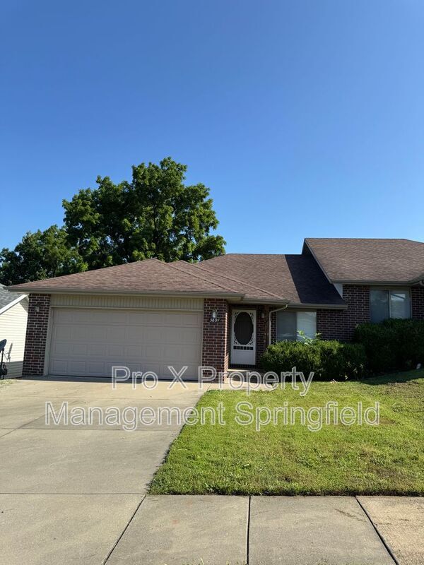 property at 3807 W Montclair St