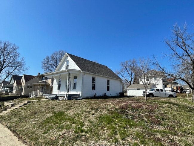 3306 Charles St in Omaha, NE - Building Photo - Building Photo