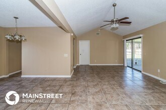 1826 Blarney Cir in Middleburg, FL - Building Photo - Building Photo