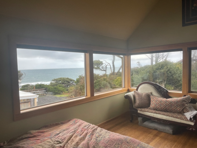 property at 1025 NW Inlet Ave