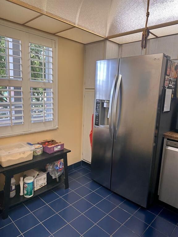 565 Oaks Ln in Pompano Beach, FL - Building Photo - Building Photo