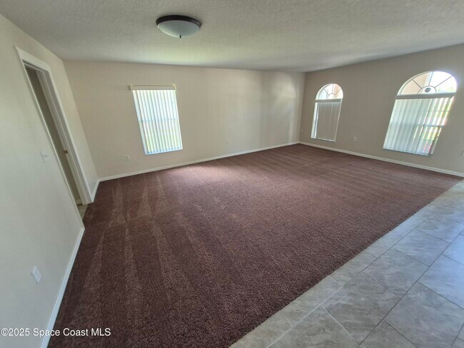 2109 Maeve Cir in West Melbourne, FL - Building Photo - Building Photo
