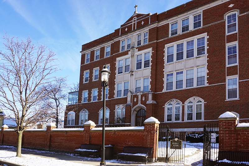 Sherman Manor in Hamilton, OH - Foto de edificio