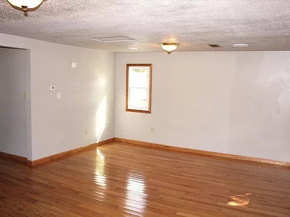 208 6th St in Colona, IL - Building Photo - Building Photo