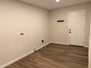 801 Hudler St in La Marque, TX - Building Photo - Building Photo