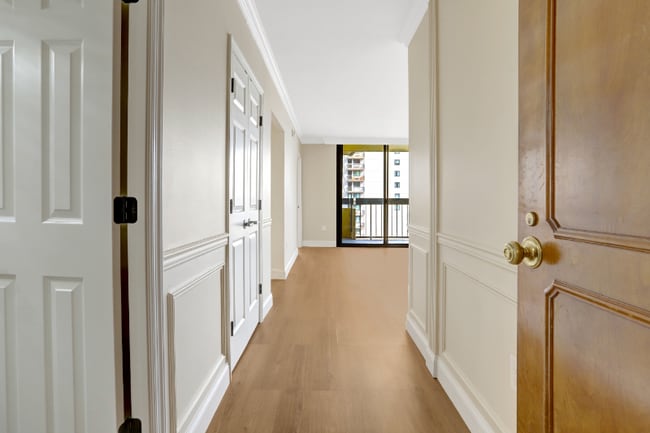 property at 400 Madison St