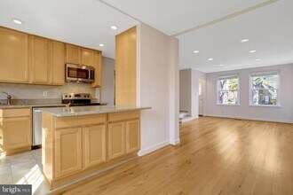 4326 36th St S in Arlington, VA - Building Photo - Building Photo