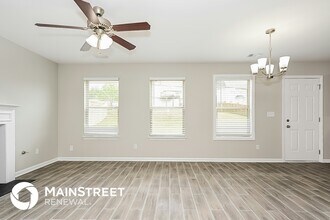 7815 Bell Tower Ln in Fairburn, GA - Building Photo - Building Photo