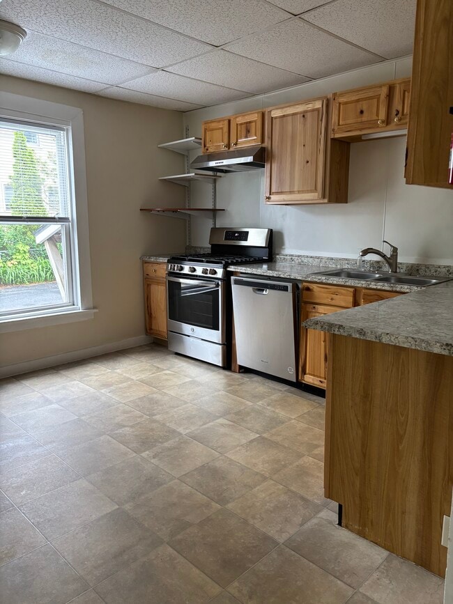32 Central Ave, Unit 32 in Burlington, VT - Building Photo - Building Photo