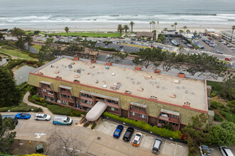 Chateau LAuberge in Del Mar, CA - Building Photo - Building Photo