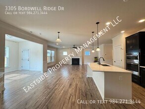3305 Bordwell Ridge Dr in New Hill, NC - Building Photo - Building Photo