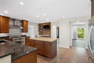 101 Graybridge Rd in St. Louis, MO - Building Photo - Building Photo