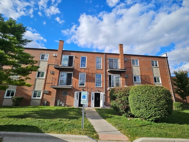 property at 125 W Elk Trail