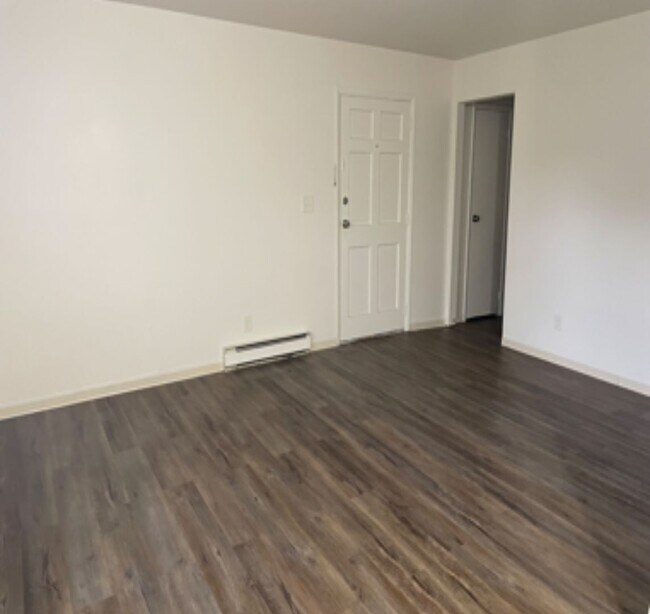 1459 E Market St-Unit -1459-B in Germantown, OH - Building Photo - Building Photo