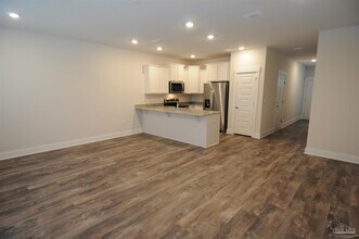 1535 Iroquois Ct in Pensacola, FL - Building Photo - Building Photo